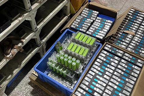 ㊣无锡锡山新能源电池回收㊣废旧的回收电池㊣专业回收钴酸锂电池